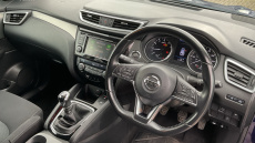 Nissan Qashqai 1.3 DiG-T N-Connecta 5dr Petrol Hatchback